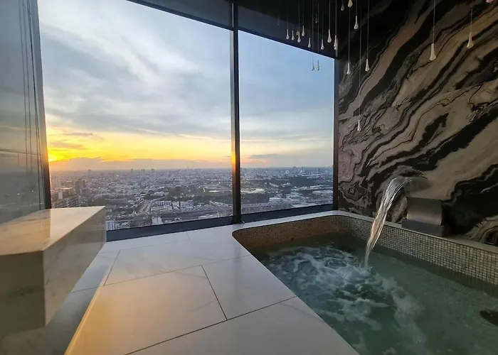 公寓 New Ultra Highend Center Bkk Bts 4min Walk Perfect For Staycation