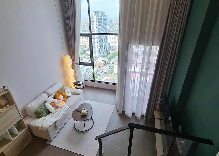 New Ultra Highend Center Bkk Bts 4min Walk Perfect For Staycation 公寓 曼谷